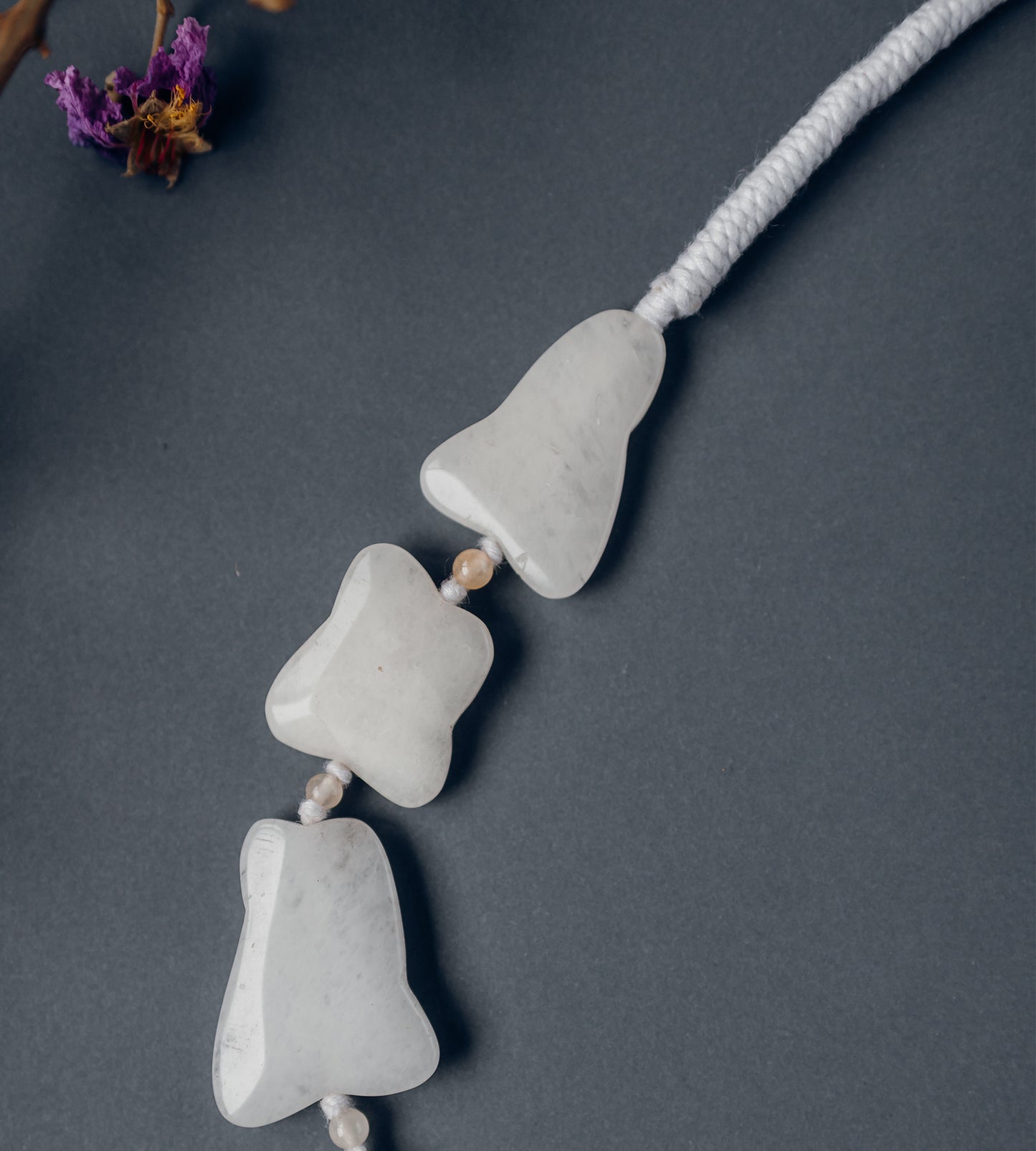 Snow White Necklace