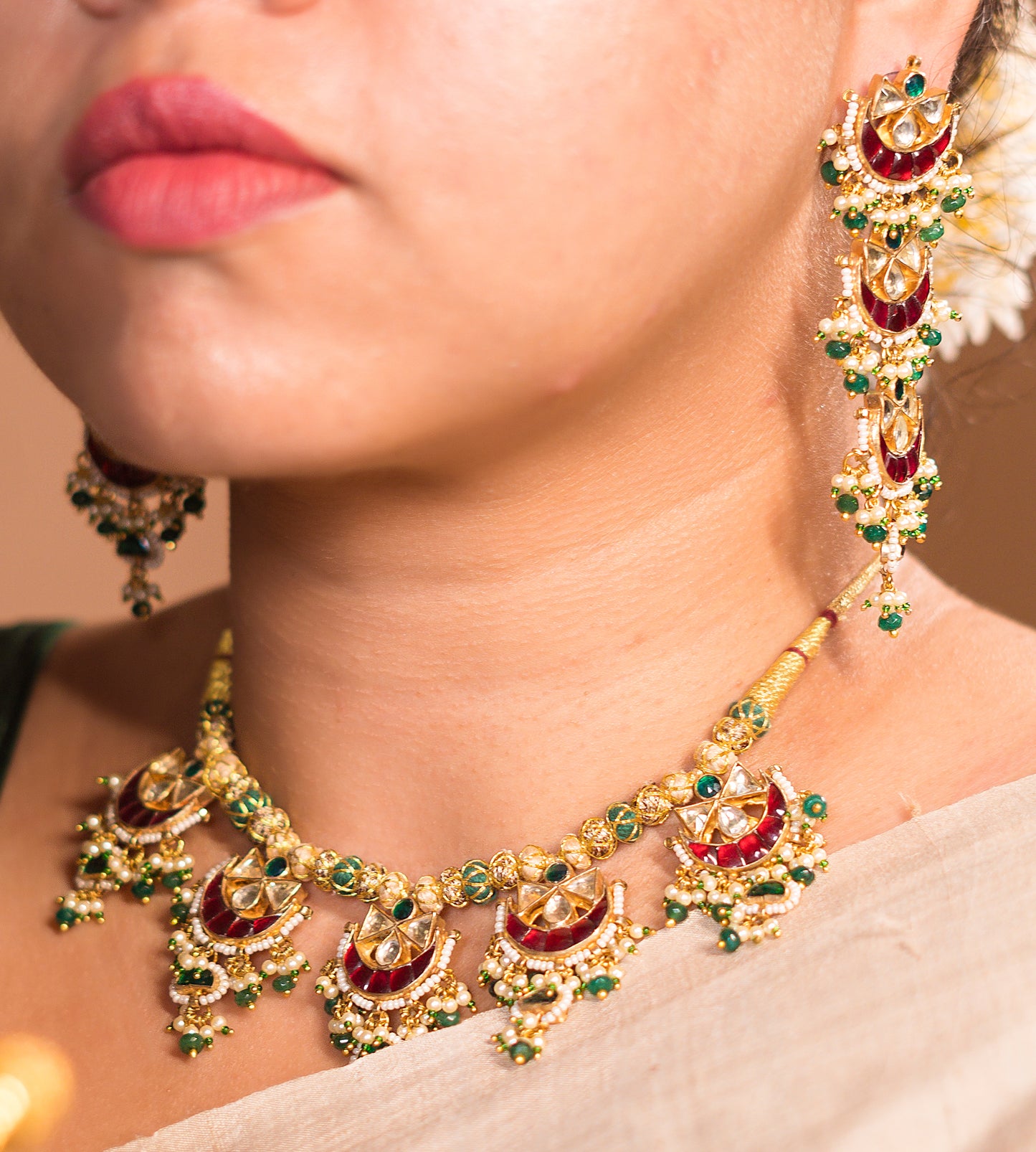 Chand Thread Necklace
