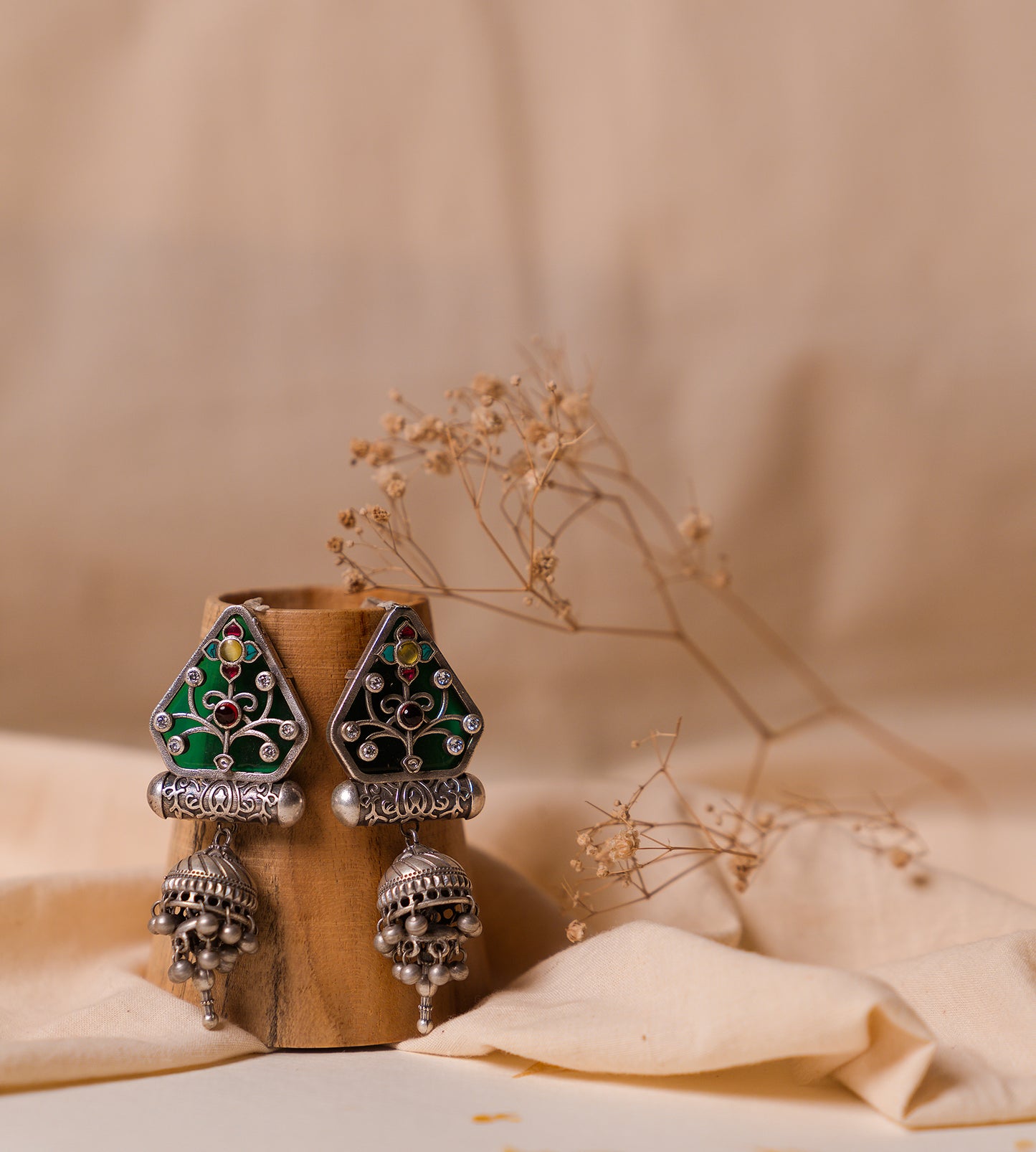 Emerald Studded Earrings