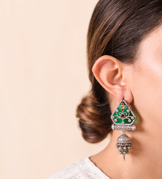Emerald Studded Earrings