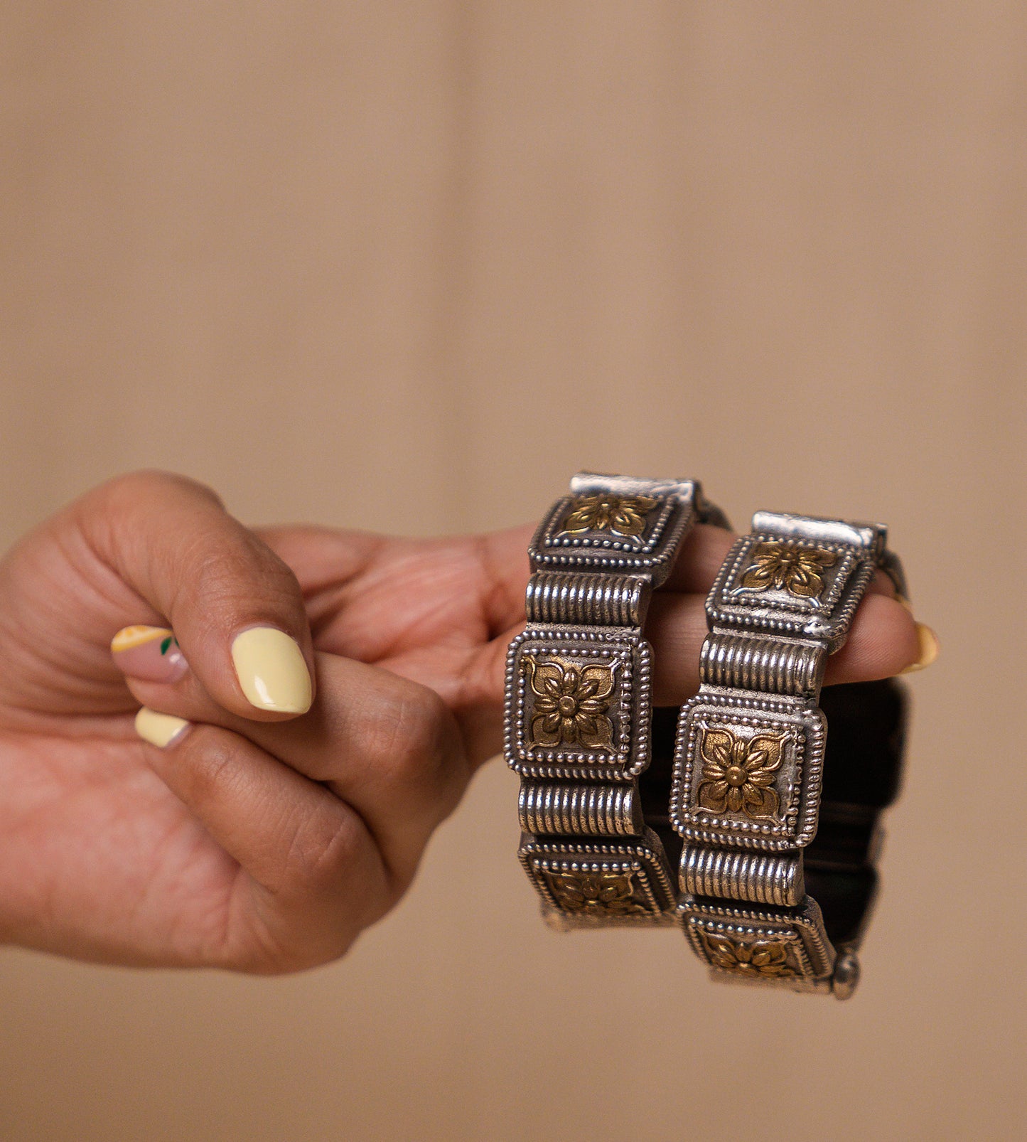 Flower Gold Silver Bangle